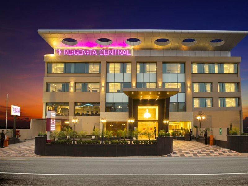 Regenta Central Cassia Zirakpur Chandigarh Eksteriør bilde