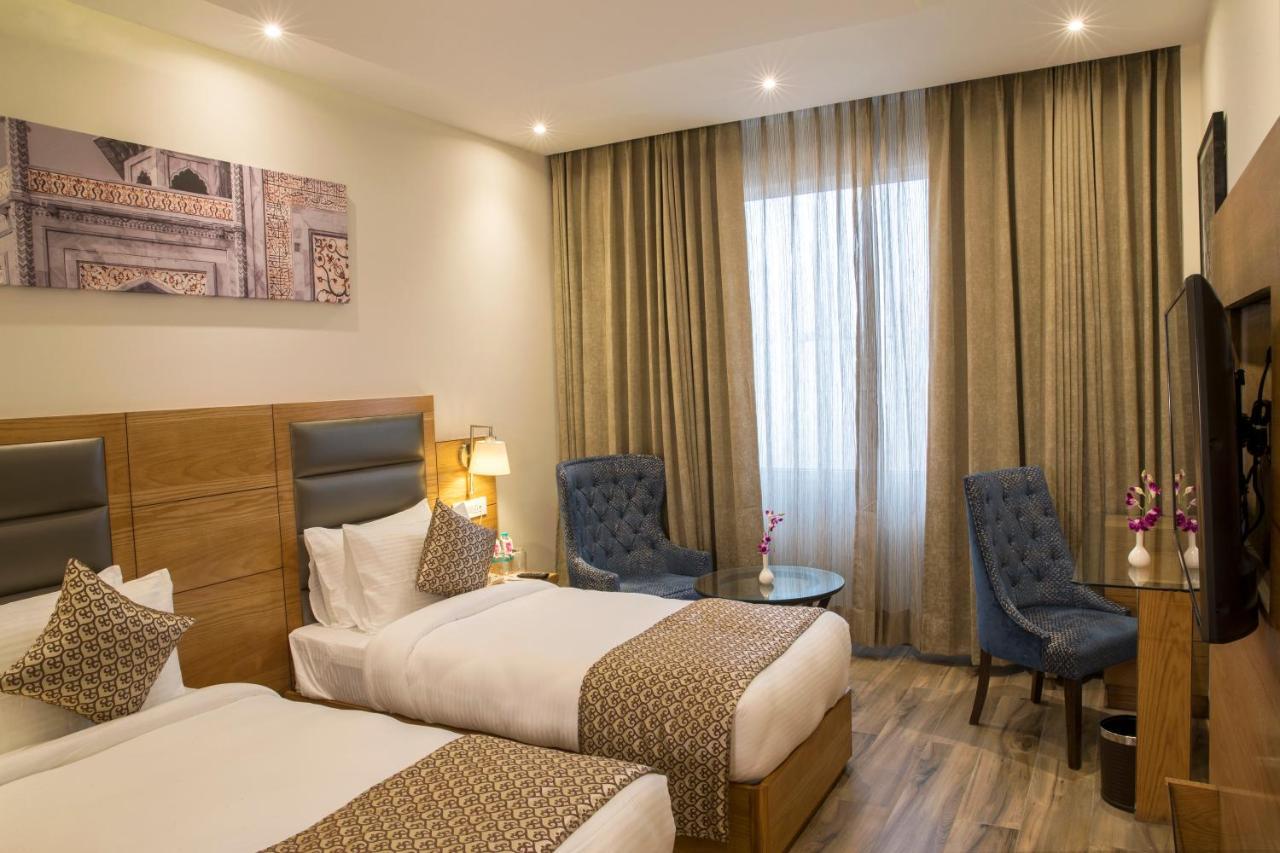 Regenta Central Cassia Zirakpur Chandigarh Eksteriør bilde