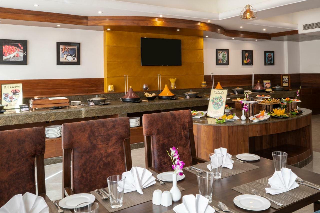 Regenta Central Cassia Zirakpur Chandigarh Eksteriør bilde