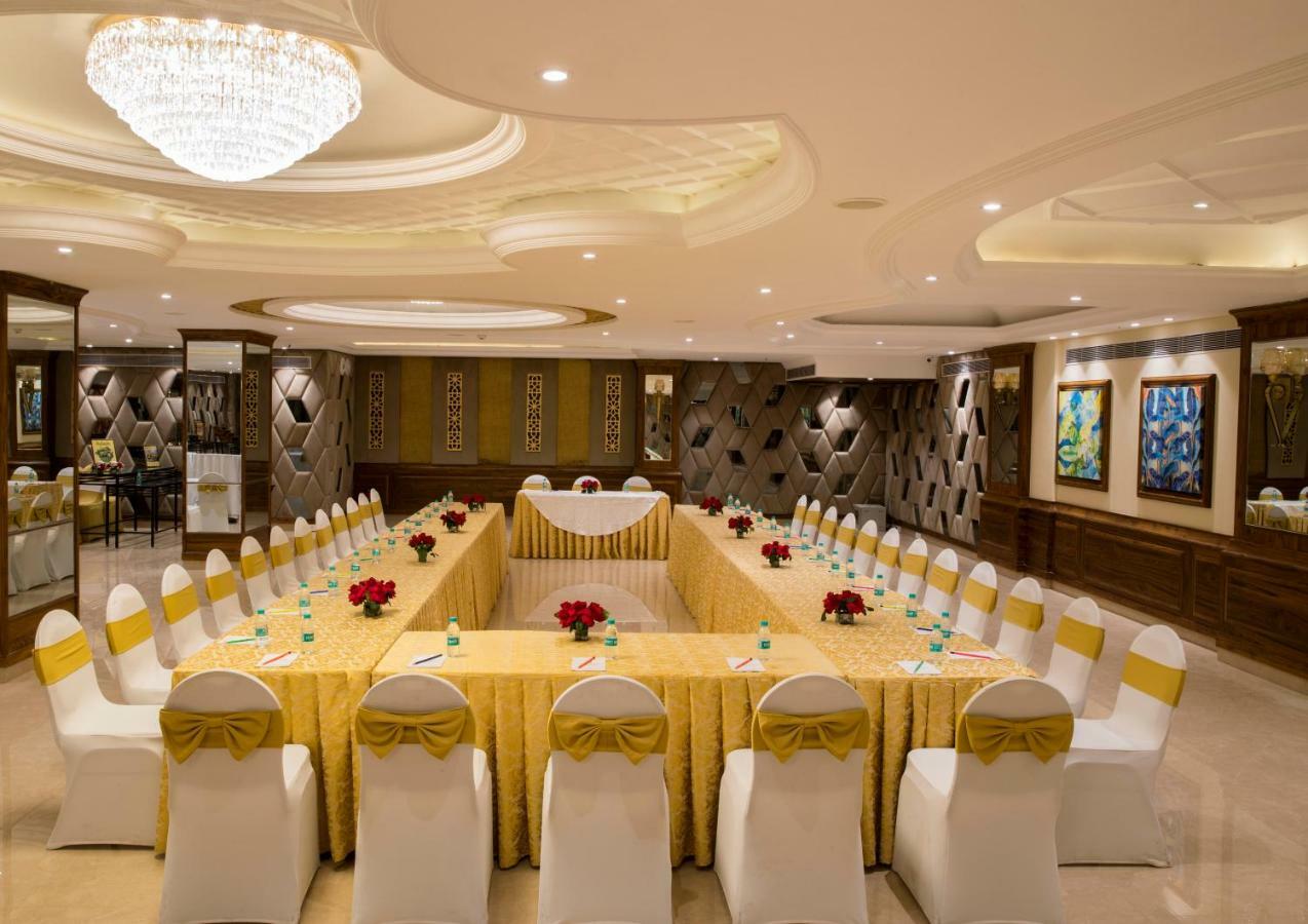 Regenta Central Cassia Zirakpur Chandigarh Eksteriør bilde