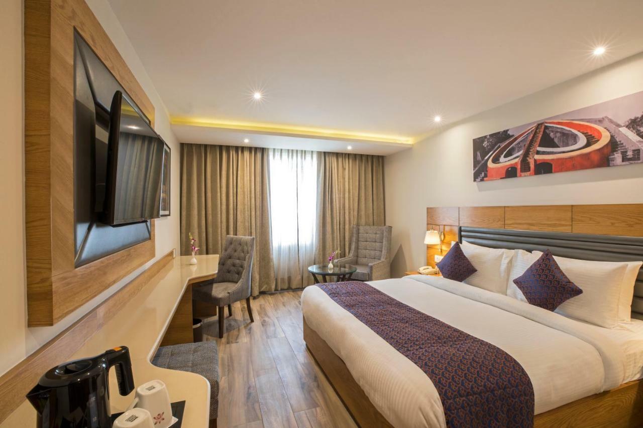 Regenta Central Cassia Zirakpur Chandigarh Eksteriør bilde