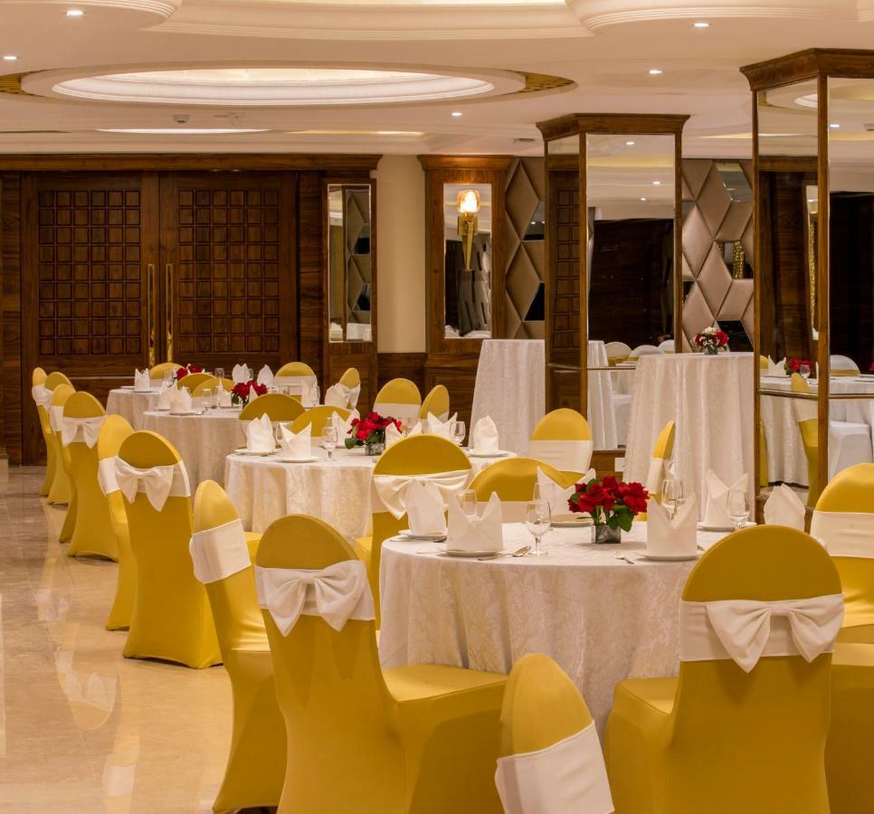 Regenta Central Cassia Zirakpur Chandigarh Eksteriør bilde