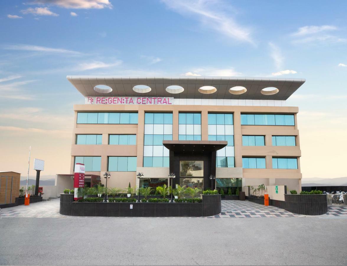 Regenta Central Cassia Zirakpur Chandigarh Eksteriør bilde