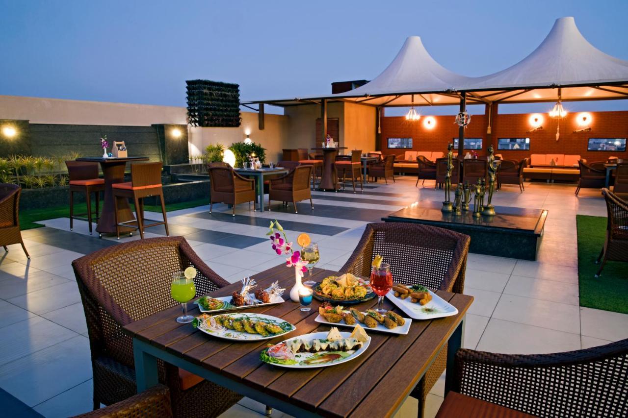 Regenta Central Cassia Zirakpur Chandigarh Eksteriør bilde